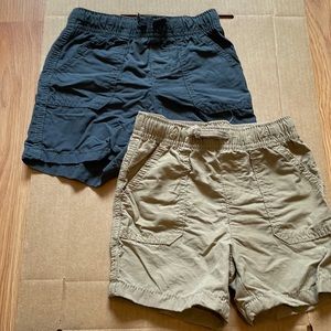 TWO PAIR Jumping beans cargo shorts